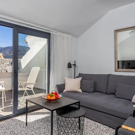 Los Boliches Cozy Rooftop Ref 176 Appartement